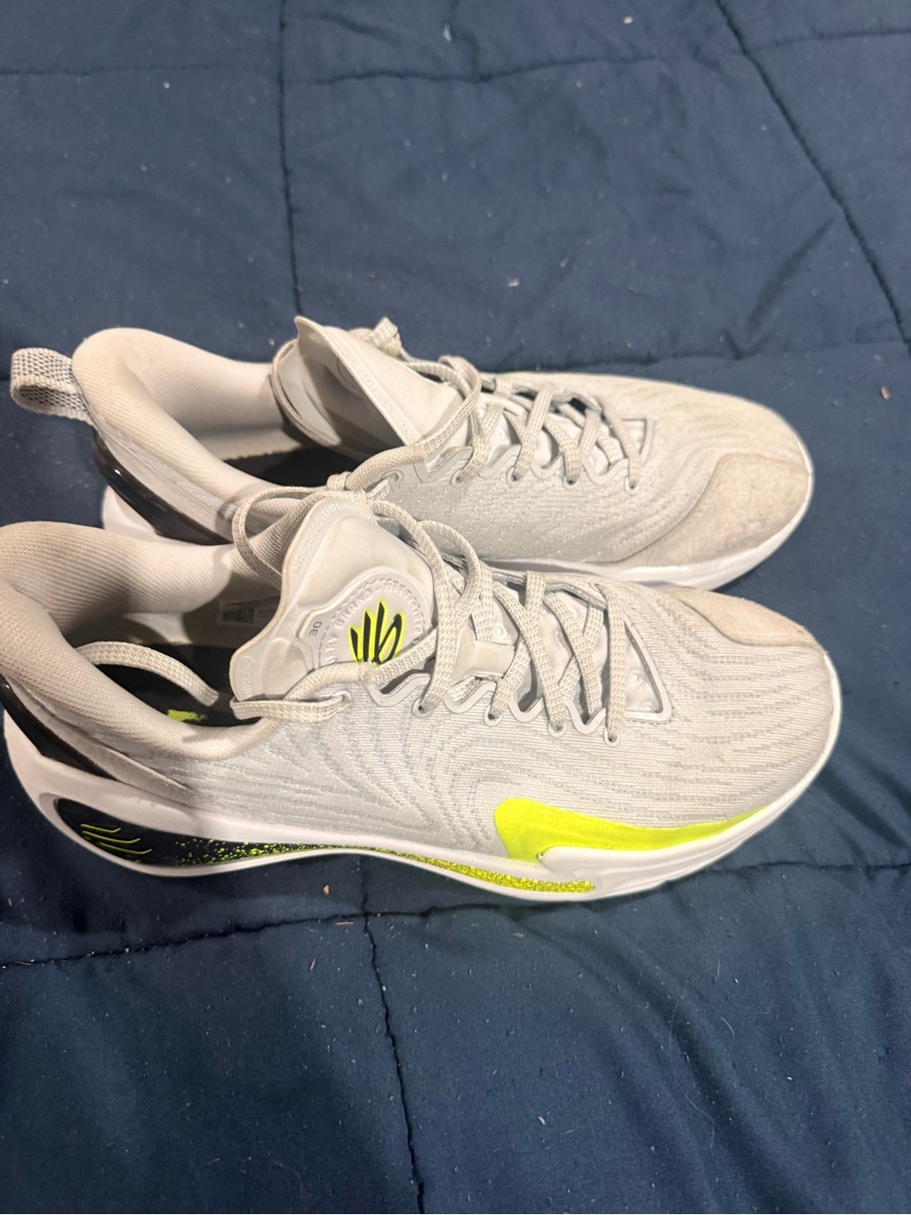 Under Armour Curry 12s Anti Gravity